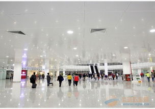 辦公室鋁扣板天花吊頂參數(shù)解析與會(huì)議服務(wù)應(yīng)用指南